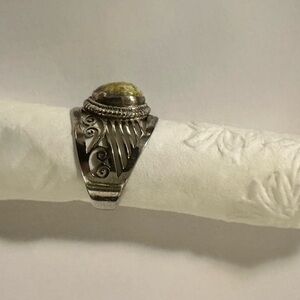 Silver and green women’s Ring